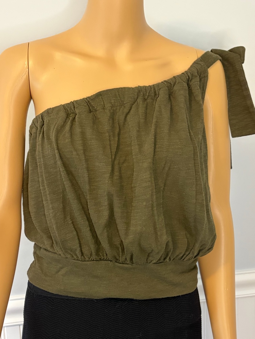Express One Shoulder Olive Green Top | Medium | Gently Used